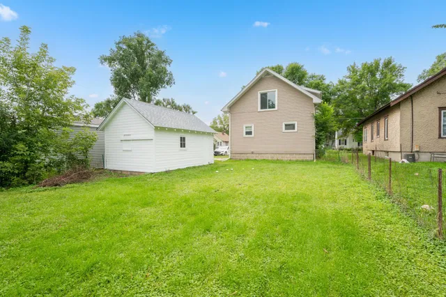 $214,900 | 1309 3rd Street Northeast, Rochester, MN 55906