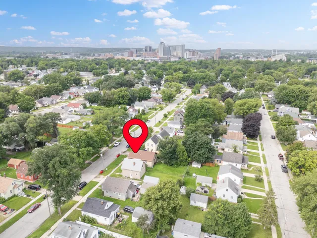 $214,900 | 1309 3rd Street Northeast, Rochester, MN 55906