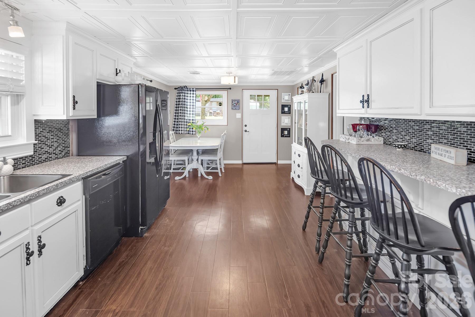 46842 Beach Road New London, NC 28127 - Photo 8 of 36