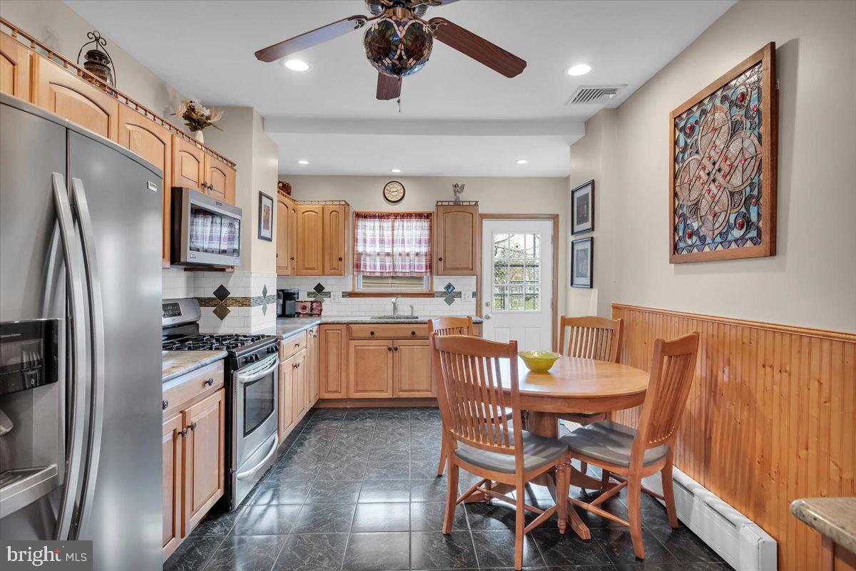 1833 West Ritner Street Philadelphia, PA 19145 - Photo 13 of 22 Gallery Image 13