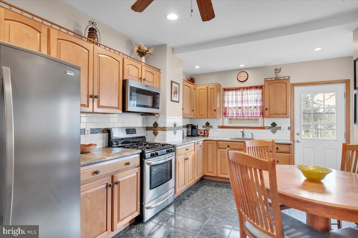 1833 West Ritner Street Philadelphia, PA 19145 - Photo 10 of 22 Gallery Image 10