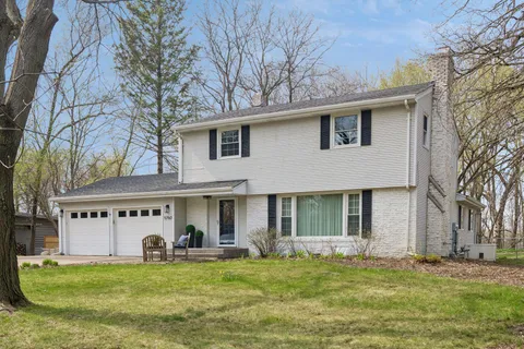 $650,000 | 5760 Echo Road, Shorewood, MN 55331