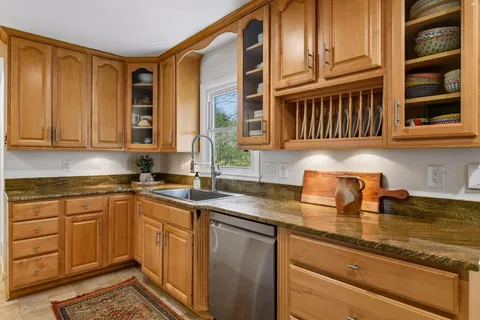 $650,000 | 5760 Echo Road, Shorewood, MN 55331
