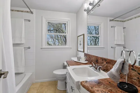 $650,000 | 5760 Echo Road, Shorewood, MN 55331