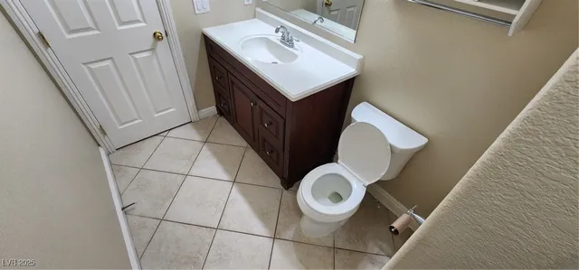 $2,095 | 9429 Mock Heather Street, Las Vegas, NV 89178