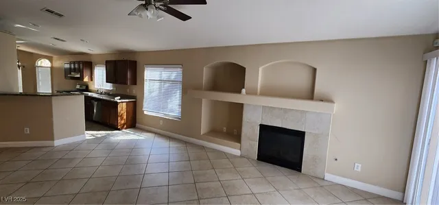 $2,095 | 9429 Mock Heather Street, Las Vegas, NV 89178