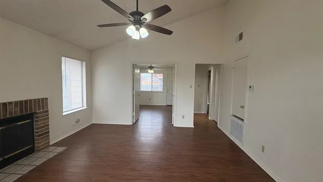 $1,575 | 5930 Timbercrest Drive, Arlington, TX 76017