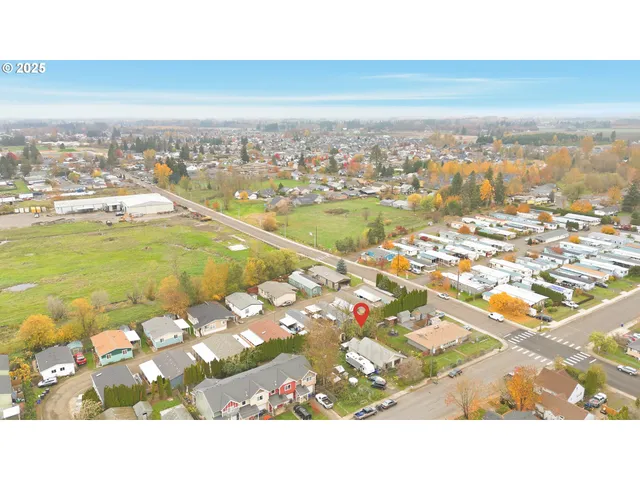 $300,000 | 416 Kennel Avenue, Molalla, OR 97038