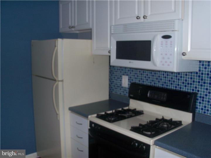 110 Tavistock Road Cherry Hill, NJ 08034 - Photo 4 of 6 Gallery Image 4