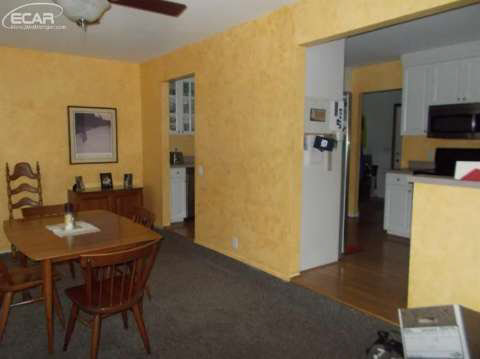 6313 Wreckenridge Road Flint, MI 48532 - Photo 7 of 26 20422167-6.JPG