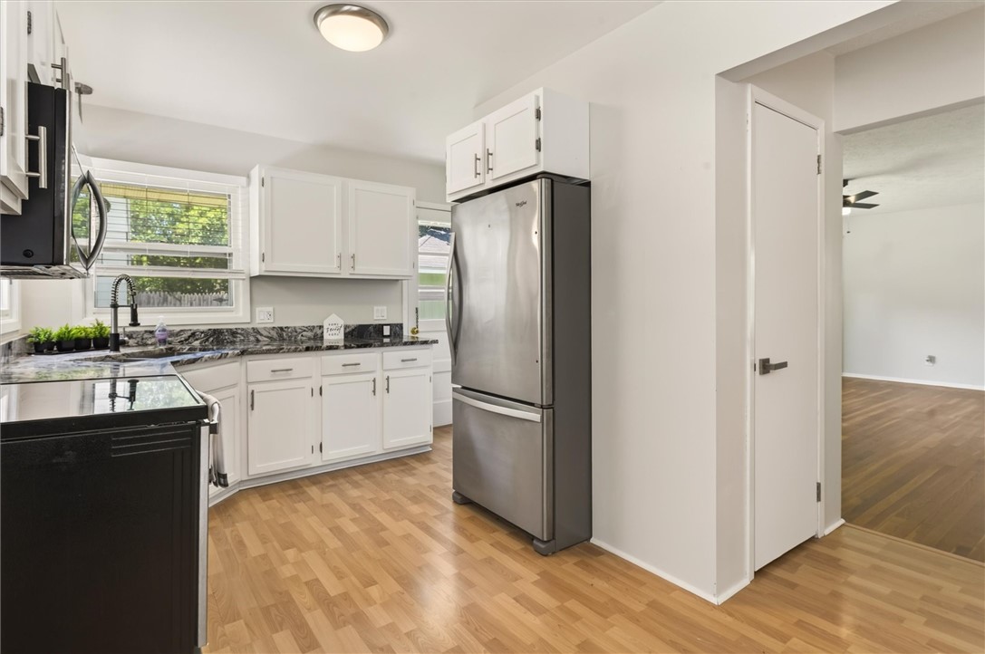339 East Commercial Street East Rochester, NY 14445 - Photo 10 of 36