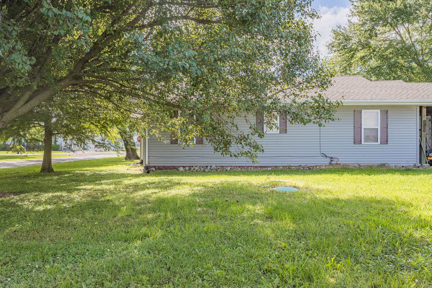 9426 Caborn Road Mount Vernon, IN 47620 - Photo 20 of 33 Gallery Image 20