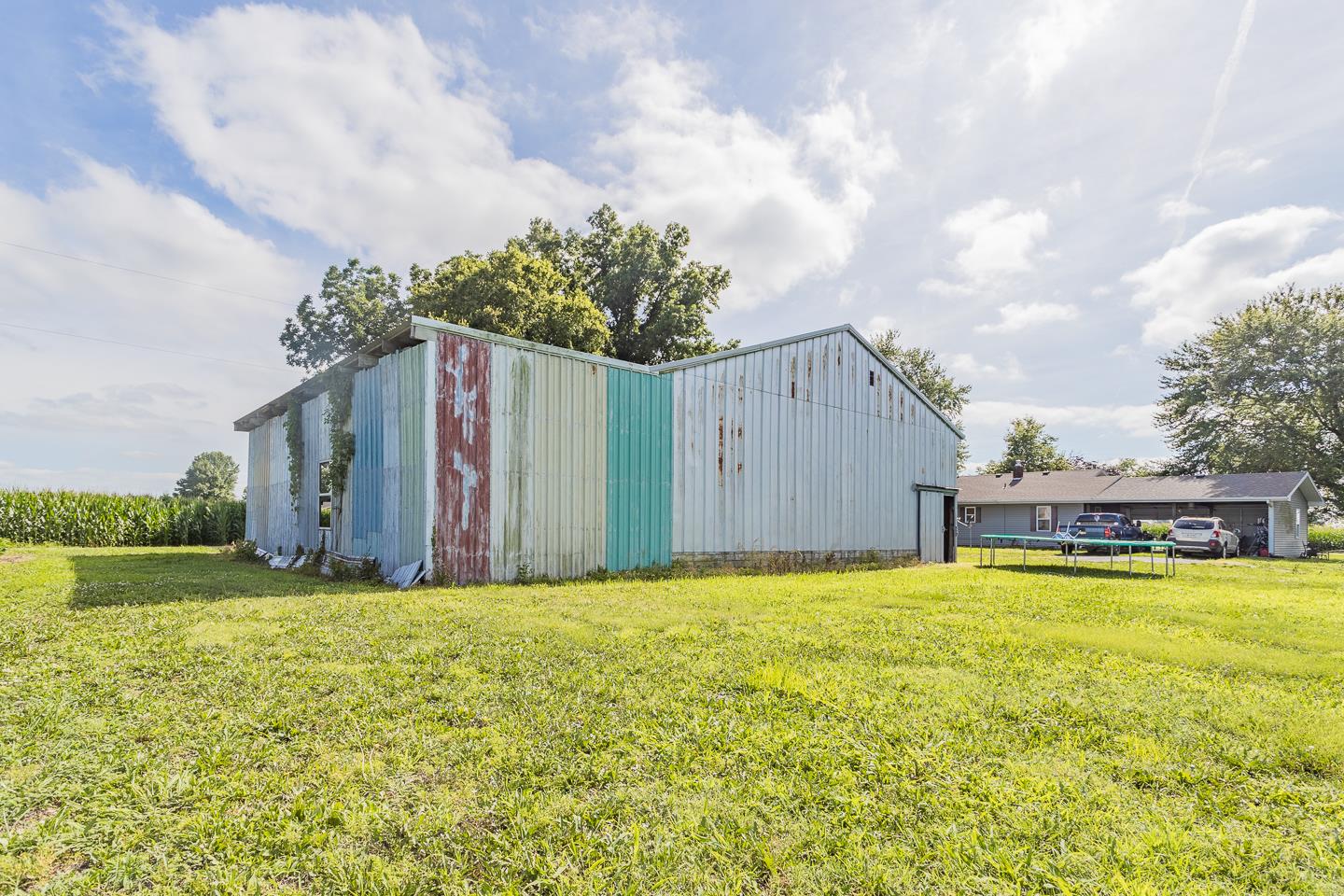 9426 Caborn Road Mount Vernon, IN 47620 - Photo 27 of 33 Gallery Image 27