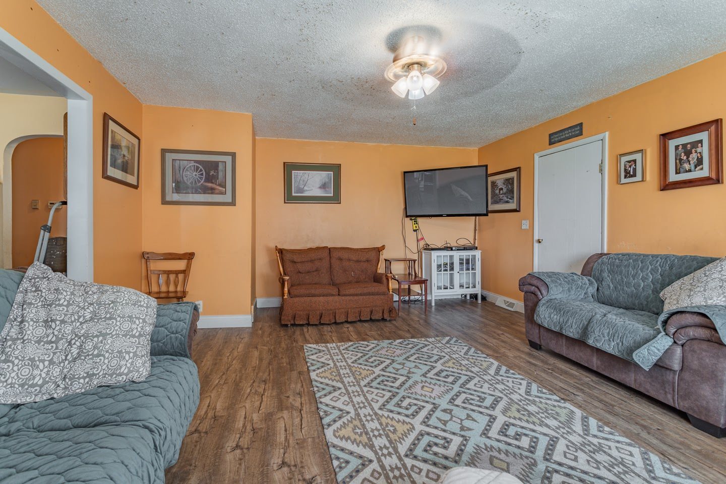 9426 Caborn Road Mount Vernon, IN 47620 - Photo 4 of 33 Gallery Image 4