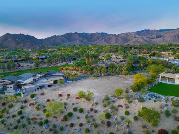 $2,950,000 | 1036 Vale Crest, Palm Desert, CA 92260