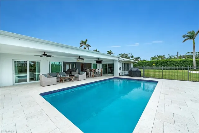 $10,500 | 595 Wedge Drive, Naples, FL 34103