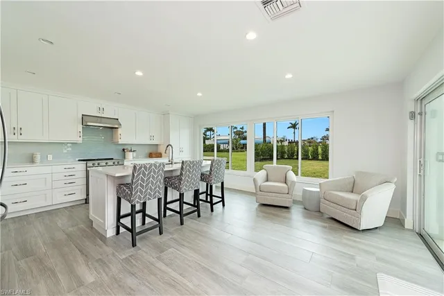 $10,500 | 595 Wedge Drive, Naples, FL 34103