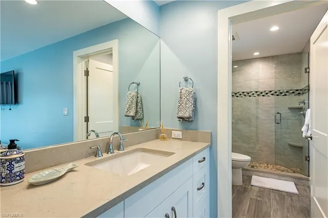 $10,500 | 595 Wedge Drive, Naples, FL 34103