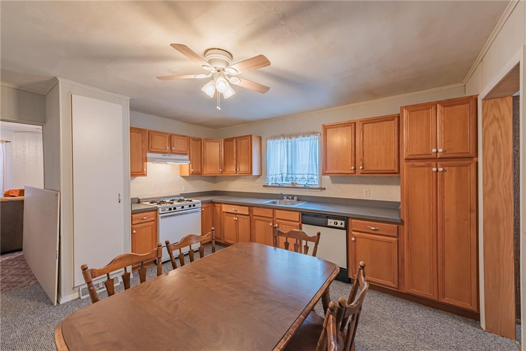 465 Spring Street Richeyville, PA 15358 - Photo 9 of 25 Gallery Image 9