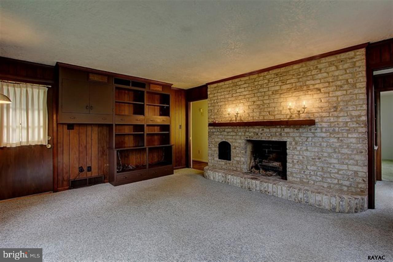 2000 Crescent Road York, PA 17403 - Photo 9 of 25
