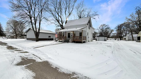 $215,000 | 135 North Petrick Street, Appleton, MN 56208