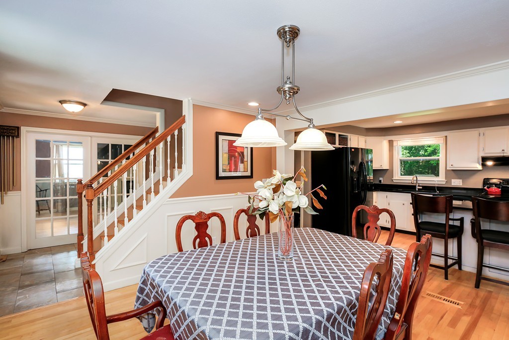 86 Bicknell Road Billerica, MA 01821 - Photo 7 of 20 Gallery Image 7