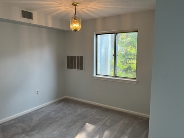 12 Beal's Cove Road, Unit H Hingham, MA 02043 - Photo 4 of 10 Gallery Image 4