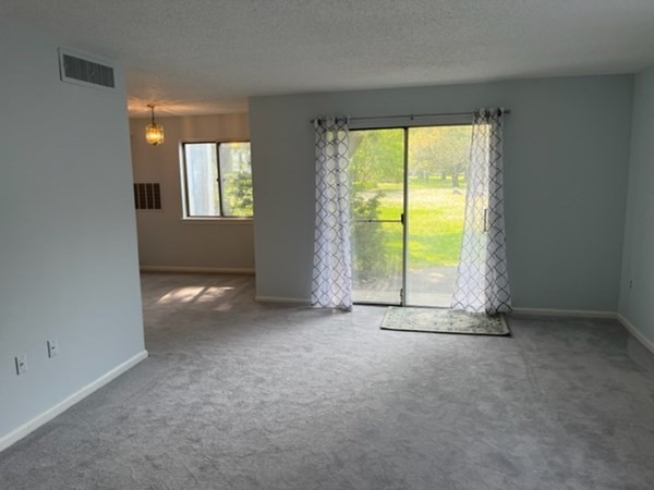 12 Beal's Cove Road, Unit H Hingham, MA 02043 - Photo 6 of 10 Gallery Image 6