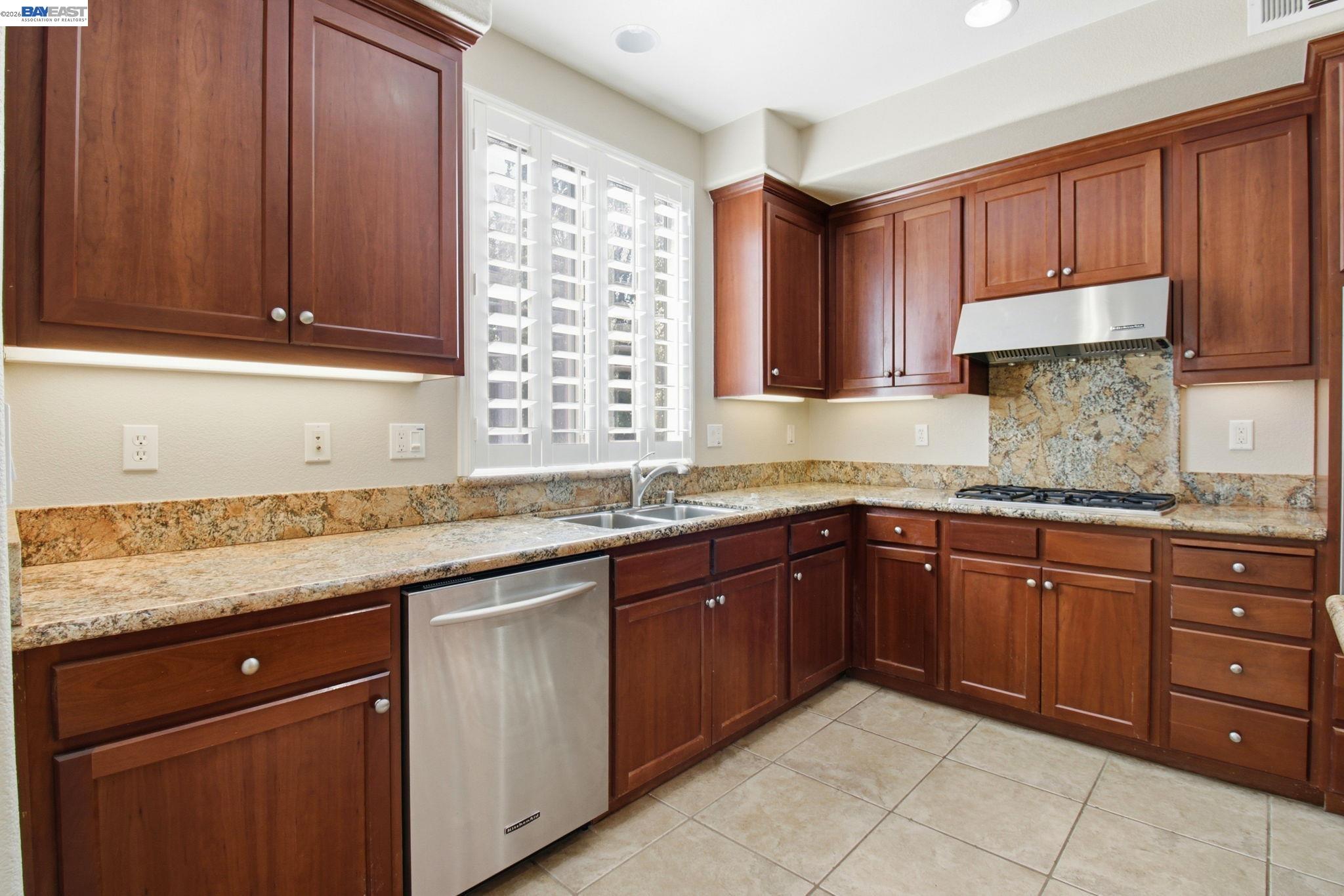 6053 Dalton Way San Ramon, CA 94582 - Photo 7 of 29