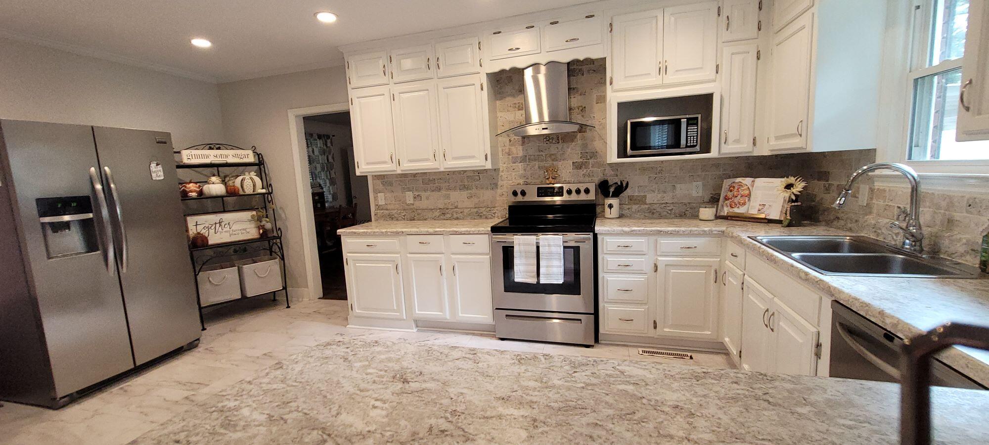 252 Academy Street Monetta, SC 29105 - Photo 10 of 16 KITCHEN2