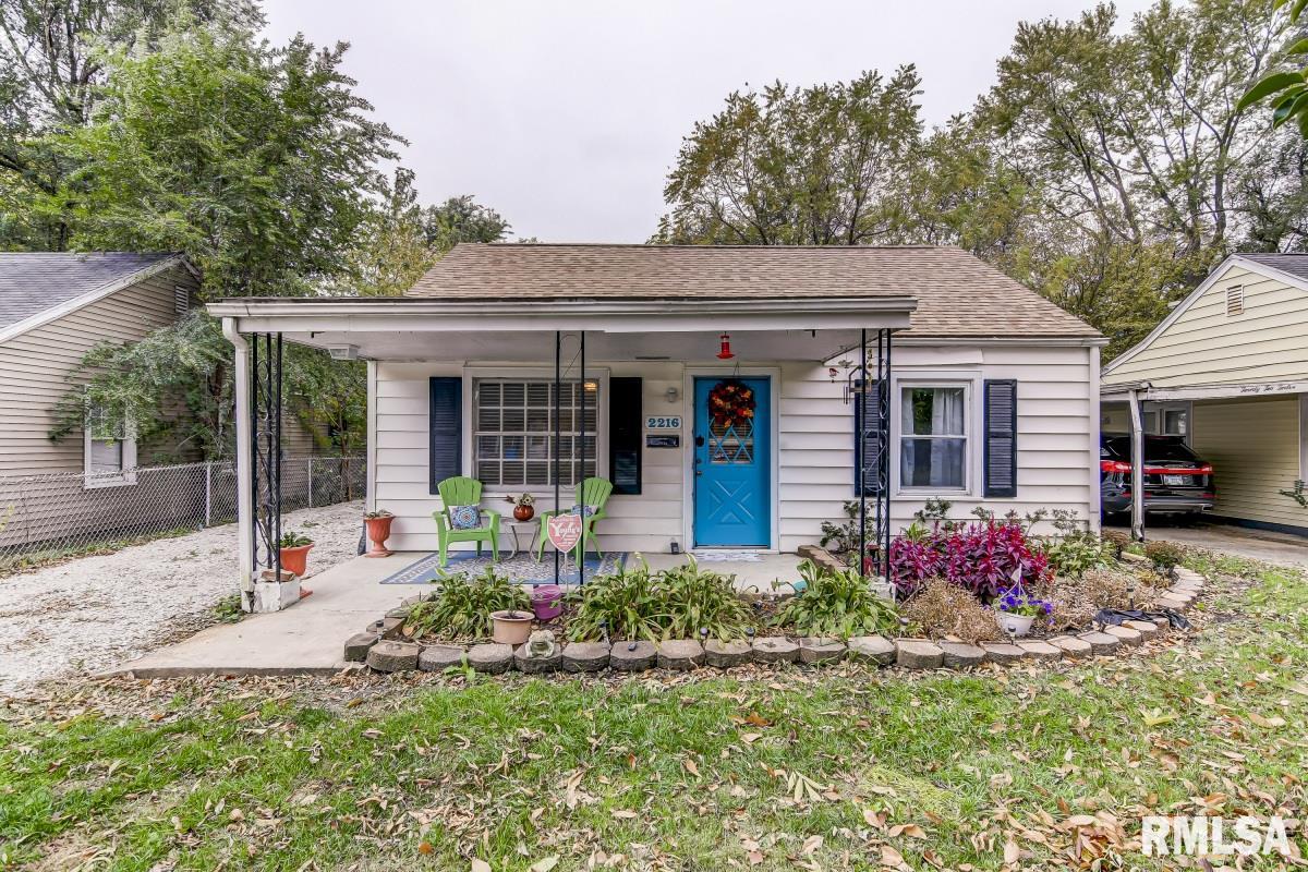 2216 Montgomery Lane Springfield, IL 62703 - Photo 1 of 31 Gallery Image 1