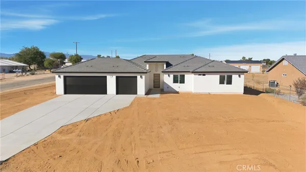 $649,000 | 11412 Calcite Avenue, Hesperia, CA 92345