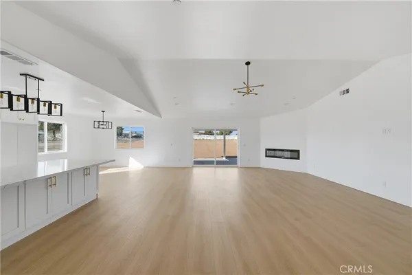 $649,000 | 11412 Calcite Avenue, Hesperia, CA 92345