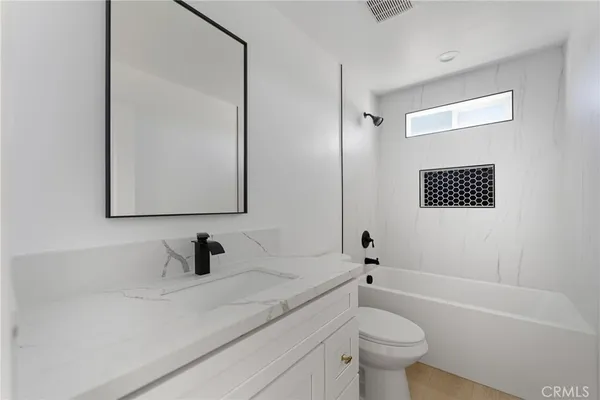 $649,000 | 11412 Calcite Avenue, Hesperia, CA 92345