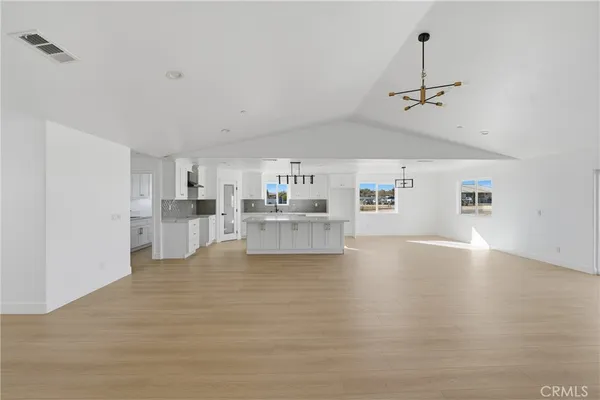 $649,000 | 11412 Calcite Avenue, Hesperia, CA 92345