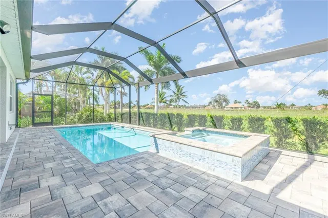 $778,000 | 18420 Royal Hammock Boulevard, Naples, FL 34114
