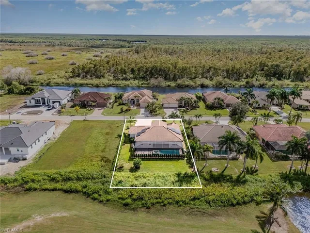 $778,000 | 18420 Royal Hammock Boulevard, Naples, FL 34114