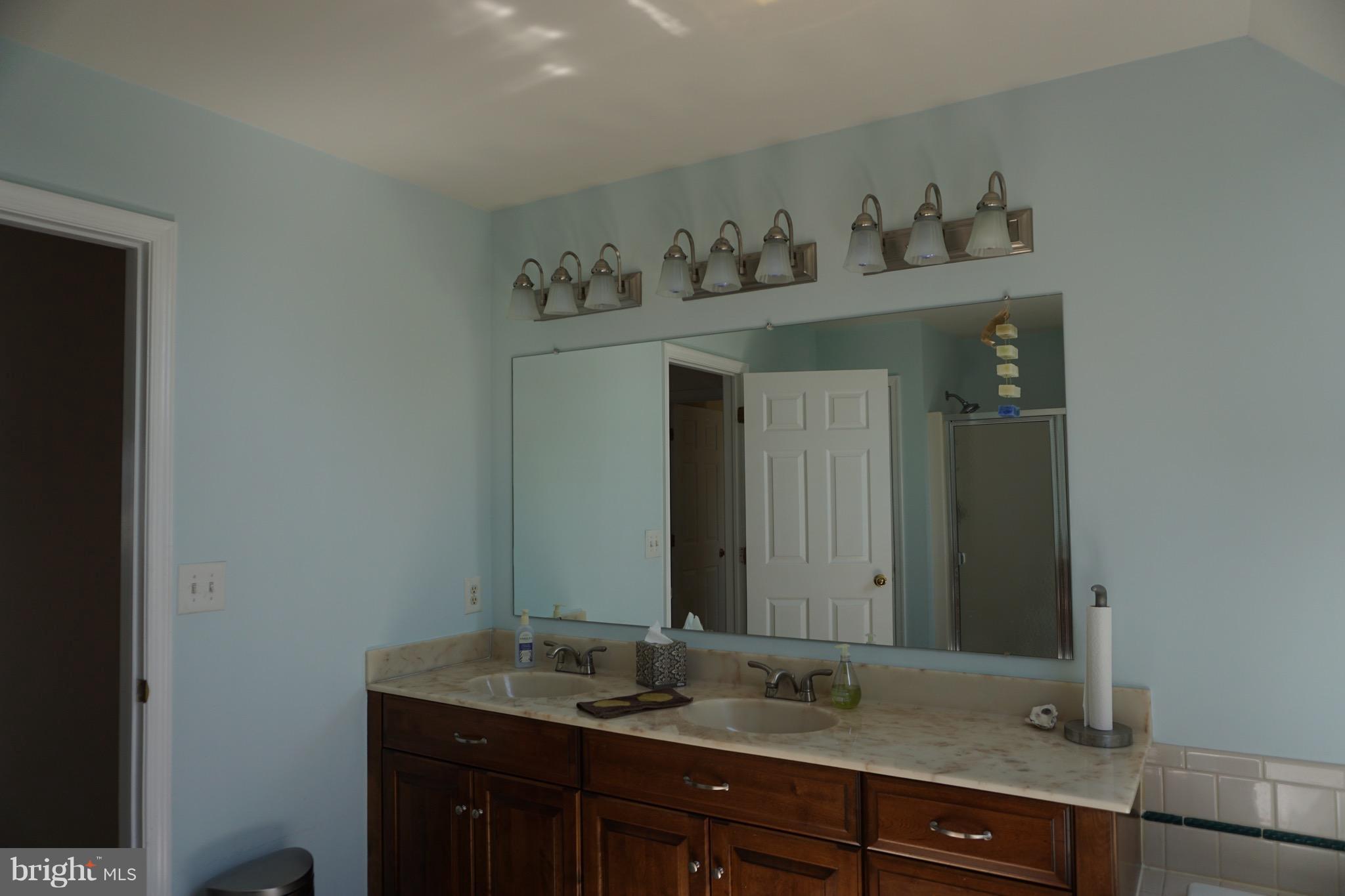 205 Seneca Way, Unit B Havre de Grace, MD 21078 - Photo 20 of 23 Bath (Master)