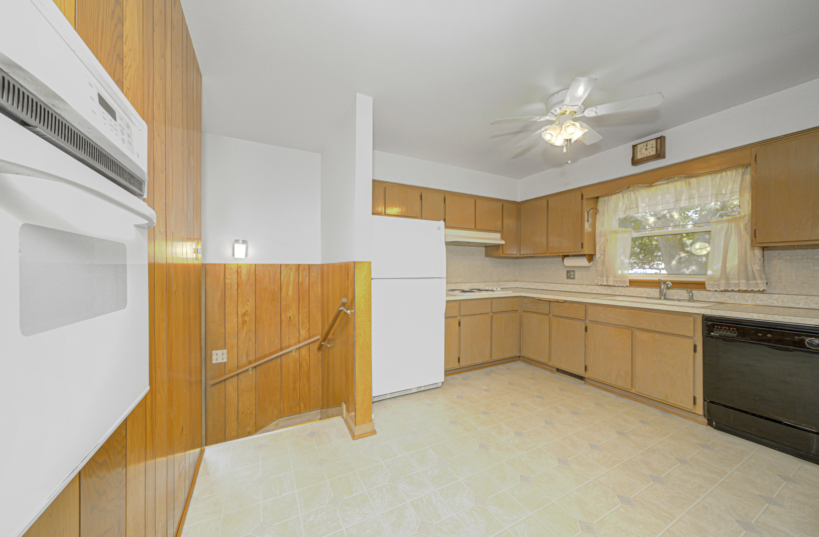 15000 Ridgeway Avenue Midlothian, IL 60445 - Photo 7 of 42 Gallery Image 7