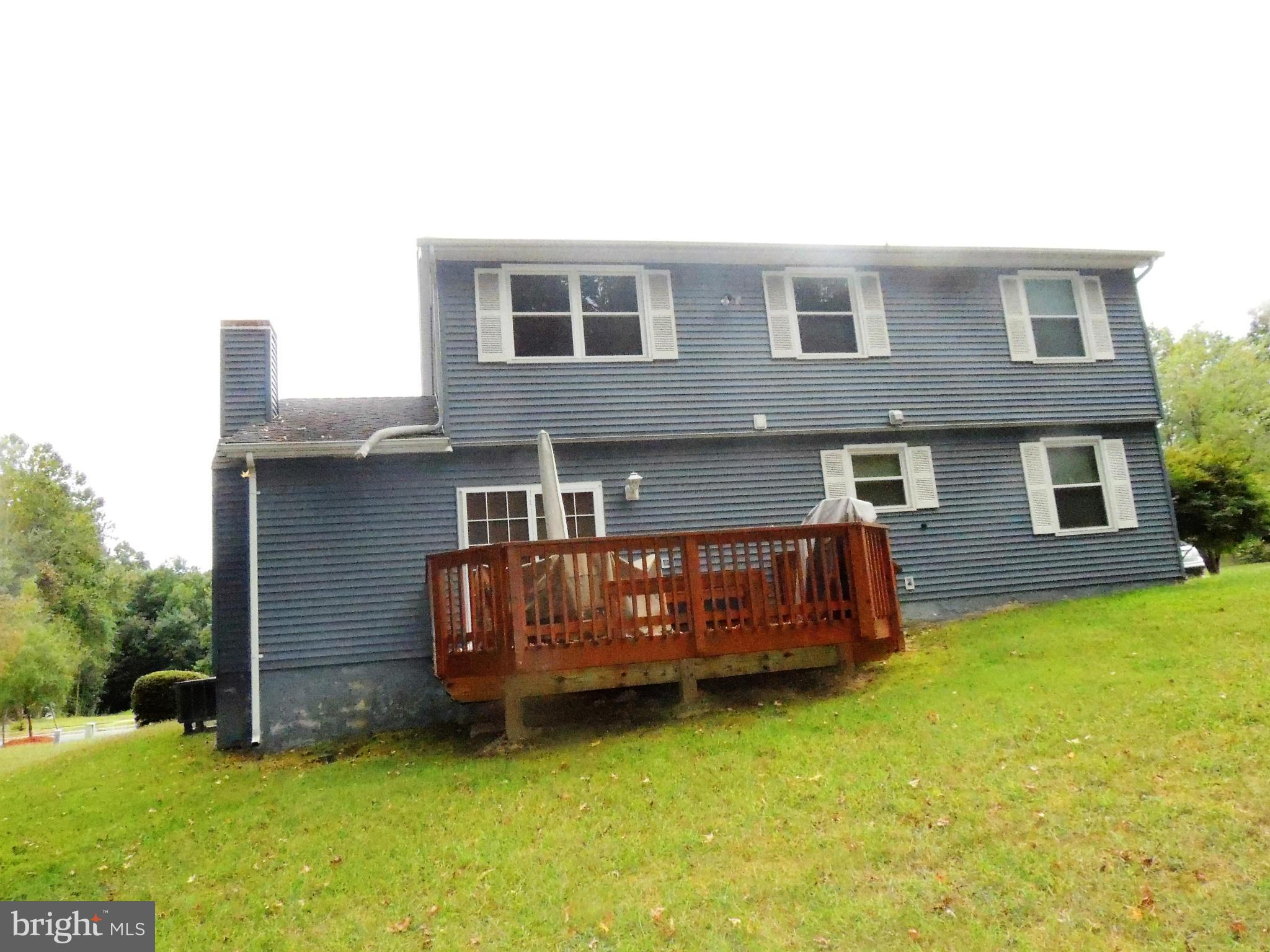 7706 Foxhall Road Clinton, MD 20735 - Photo 13 of 17 Exterior (Rear)