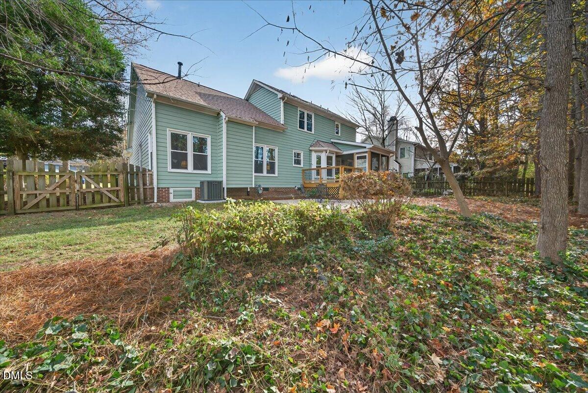 5608 Barham Court Raleigh, NC 27613 - Photo 28 of 37 36-bEXT_020