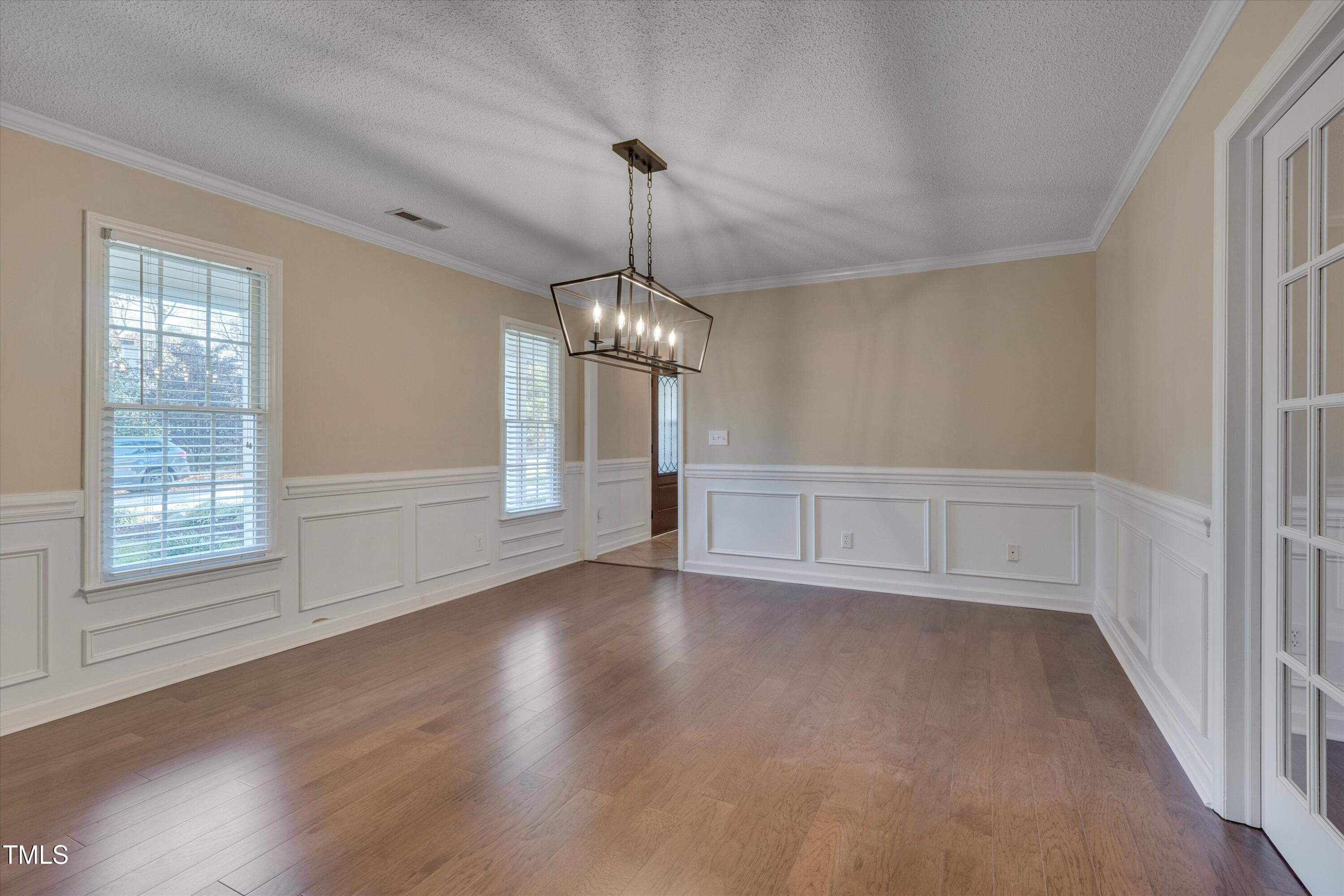 3509 Ribcowski Court Raleigh, NC 27616 - Photo 15 of 36 Living Room