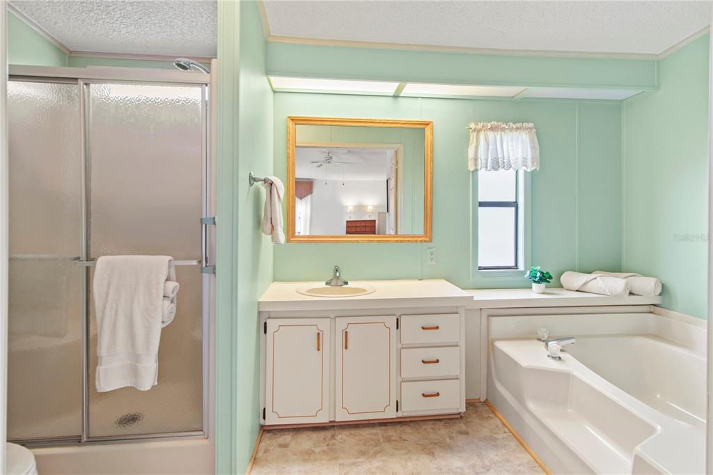 100 Whipporwill Court Ellenton, FL 34222 - Photo 32 of 45