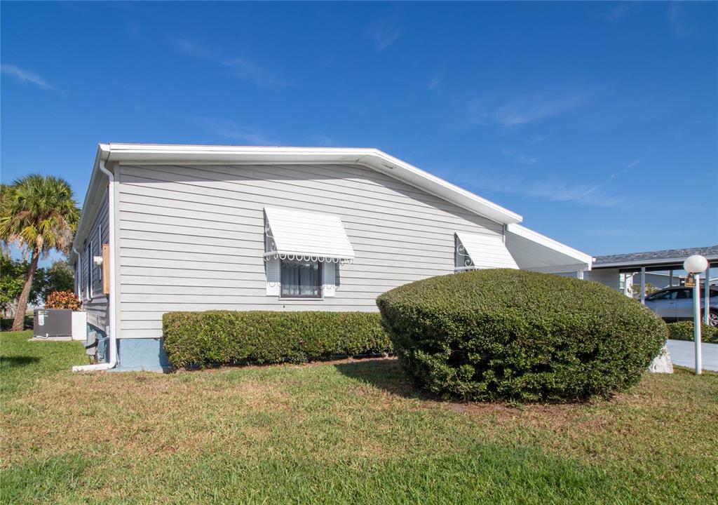 100 Whipporwill Court Ellenton, FL 34222 - Photo 6 of 45