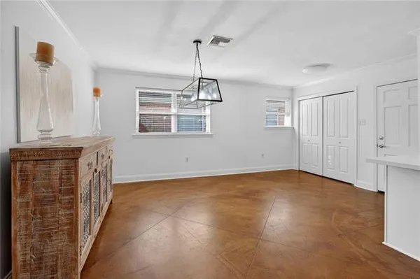 $370,000 | 3817 Kent Avenue, Metairie, LA 70006
