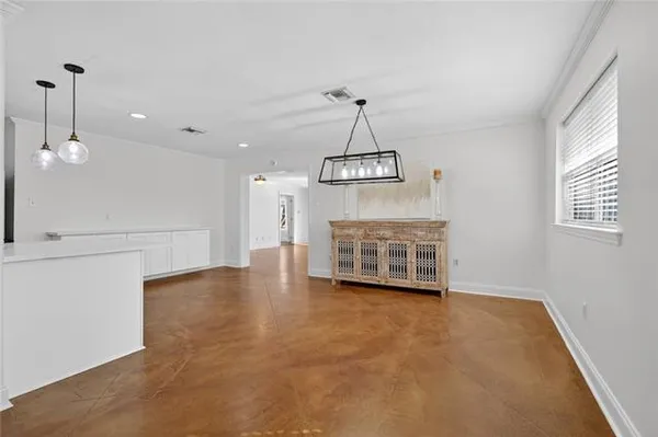 $370,000 | 3817 Kent Avenue, Metairie, LA 70006