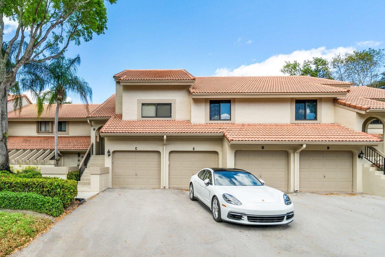 5630 Coach House Circle, Unit G Boca Raton, FL 33486 - Photo 1 of 31 5630 COACH HOUSE G