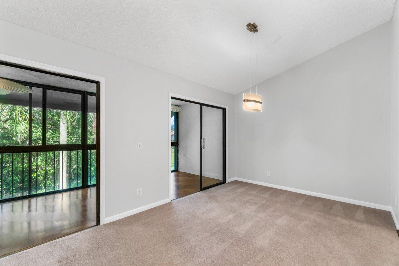 5630 Coach House Circle, Unit G Boca Raton, FL 33486 - Photo 11 of 31 DINING ROOM