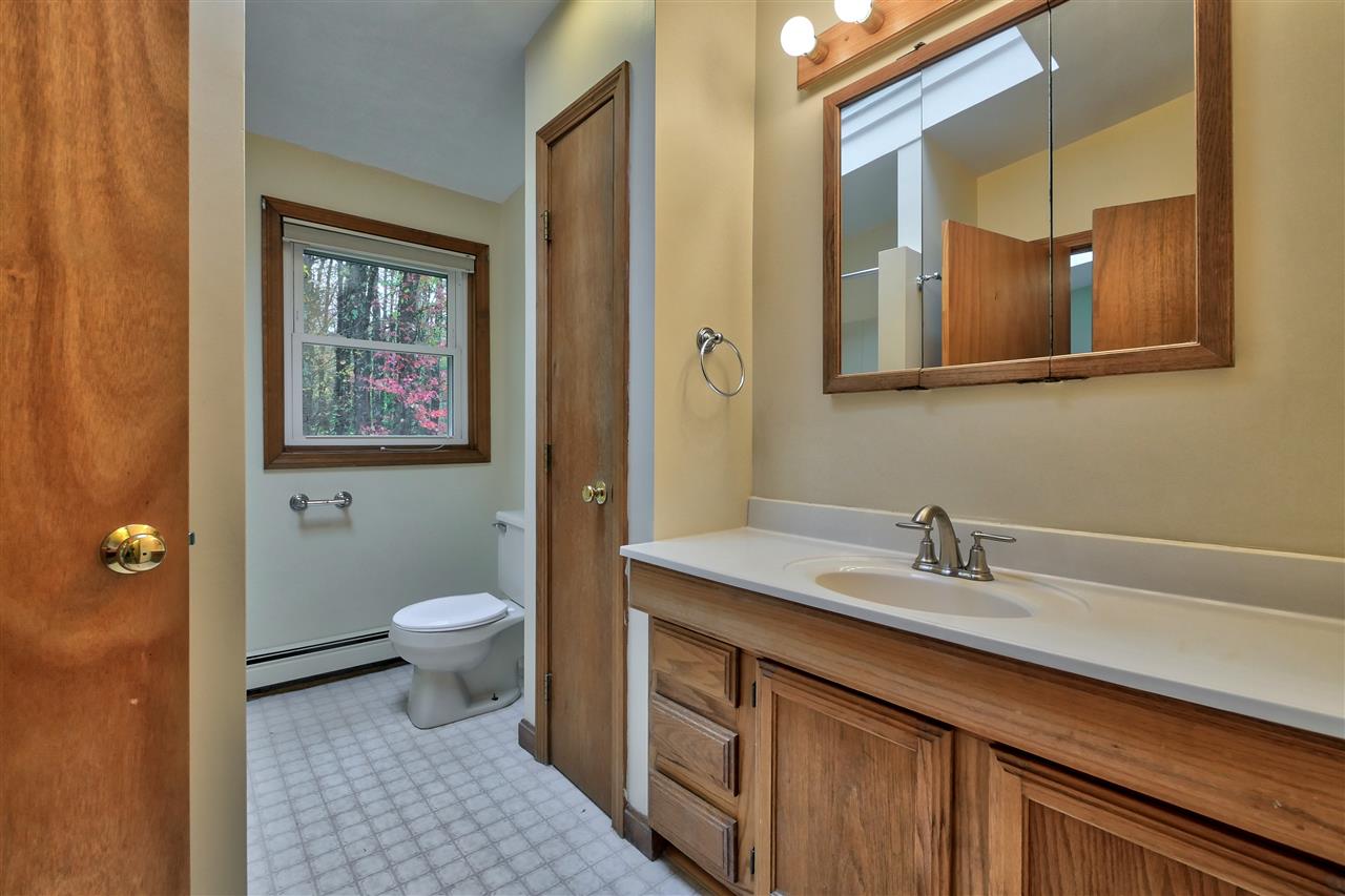 94 Old Amherst Road Mont Vernon, NH 03057 - Photo 18 of 28