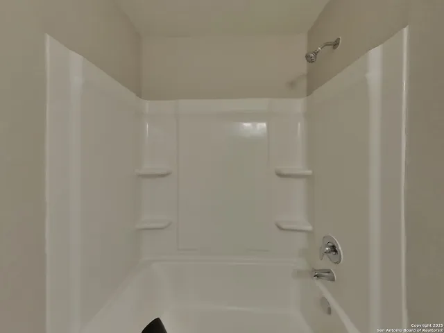 $1,619 | 1410 Putters Edge, San Antonio, TX 78221